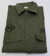 米軍実物ARMYアメリカ古着ユーティリティシャツ長袖シャツ80'ビンテージ15Hミリタリーシャツ緑系パッチ付ボックスシャツOG507オールド