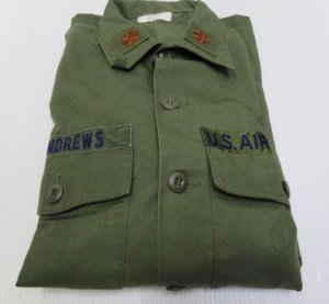 画像1: 米軍実物ARMYアメリカ古着ユーティリティシャツ長袖シャツ80'ビンテージ16Hビッグサイズ緑系ミリタリーシャツ パッチ付ボックスシャツ