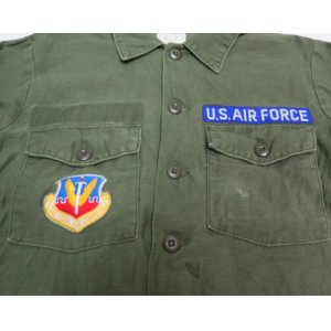 画像: 米軍実物USAFアメリカ古着ユーティリティシャツ15H綿70'SビンテージTACTICL AIR COMMANDパッチ付ミリタリーシャツOG107ボックス