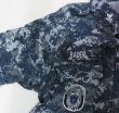 画像5: 米軍実物NAVY古着ファティーグジャケットACUミリタリージャケットLビッグサイズ紺系NWUデジカモ海軍USNパッチ付きDDG98コンバット