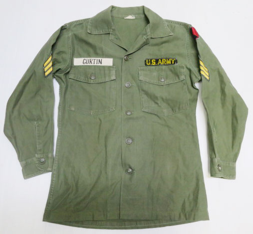 米軍実物 U.S.ARMY ユーティリティ長袖シャツ ミリタリー ボックスシルエット フラップポケット グリーン (メンズ L)   O6037